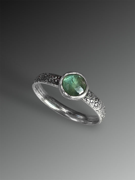 Green Kyanite Ring, Size 11