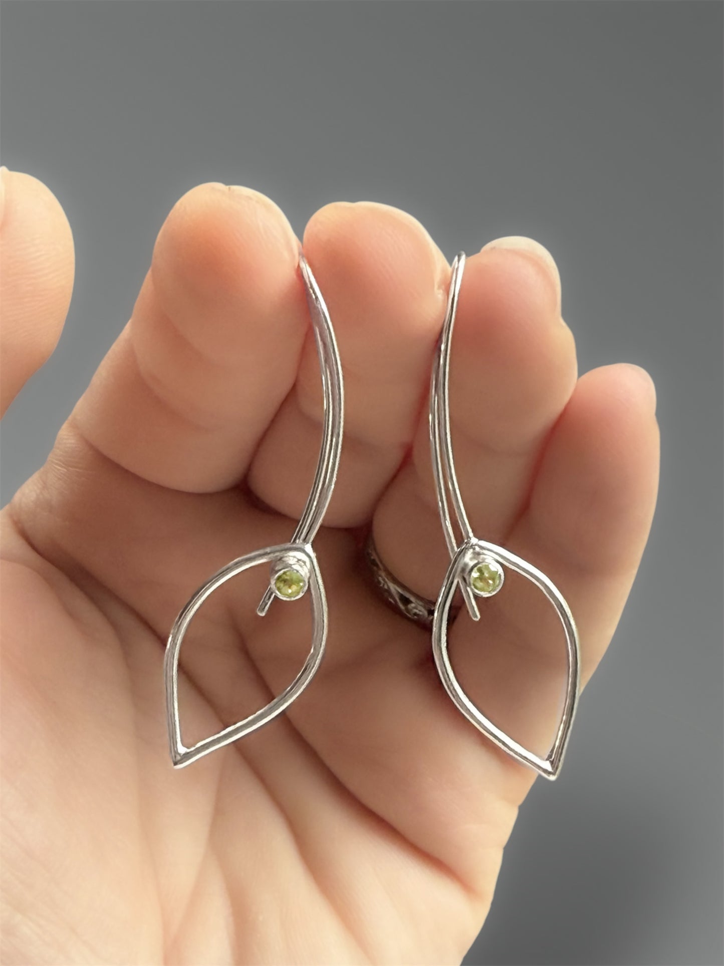 Peridot Curved Leaf Earrings